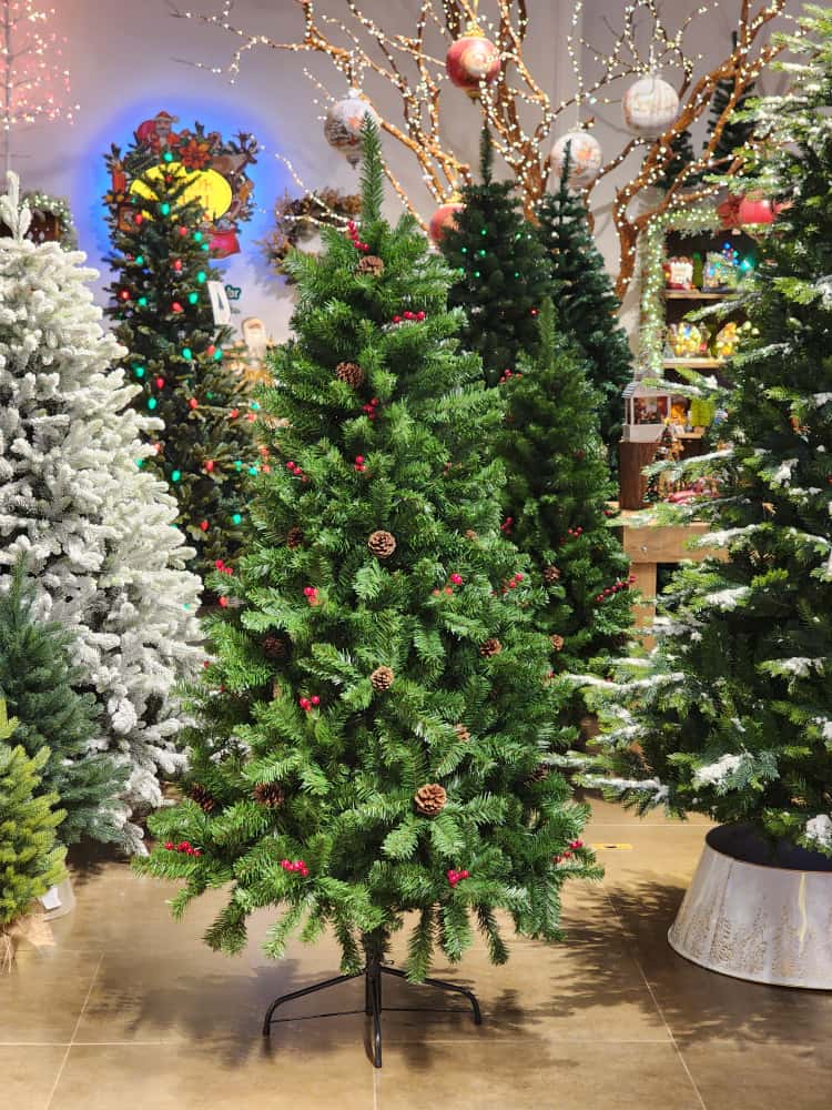 ÁRVORE PINHEIRO BERRY E PINHA 810 GALHOS 1,80CM